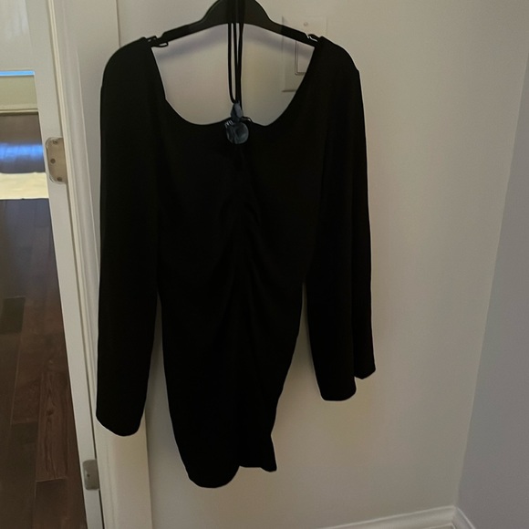 Black Zara Dress - Picture 4 of 5